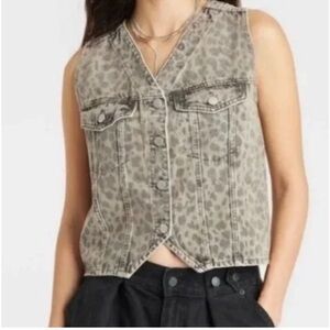 Universal Thread Denim Leopard Cheetah Vest Size XXL NWT